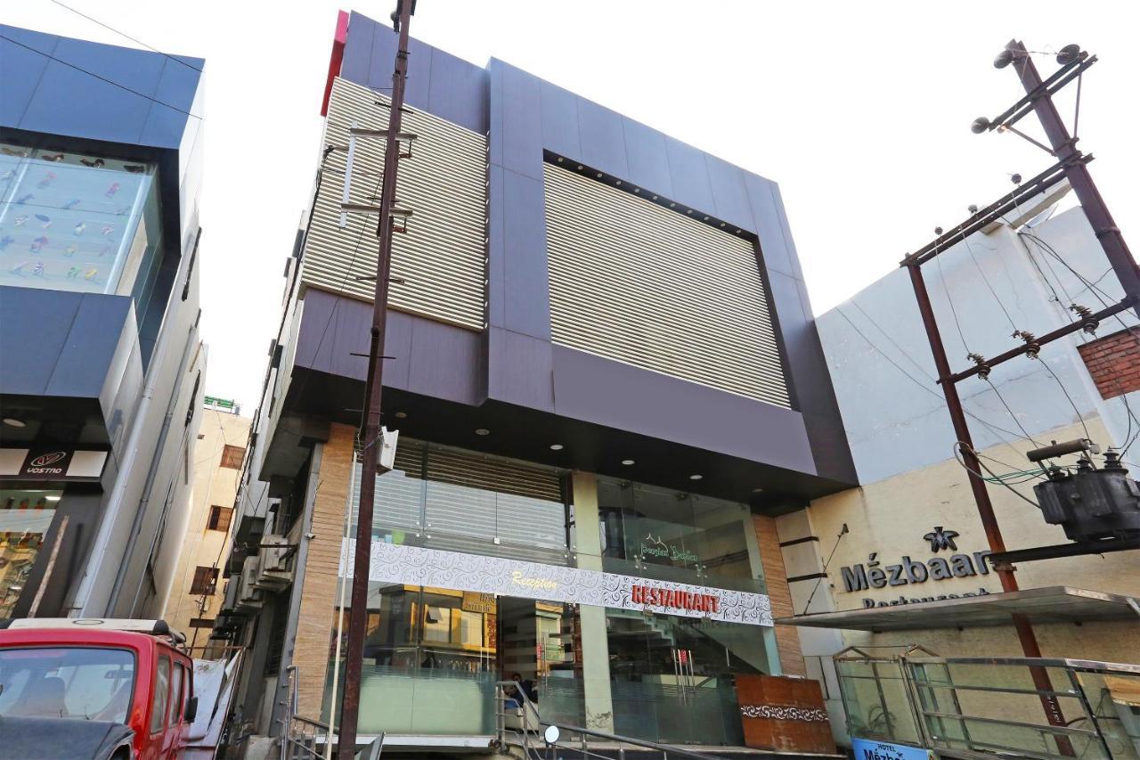Oyo 6359 Hotel Mezbaan Regency Rāipur 外观 照片