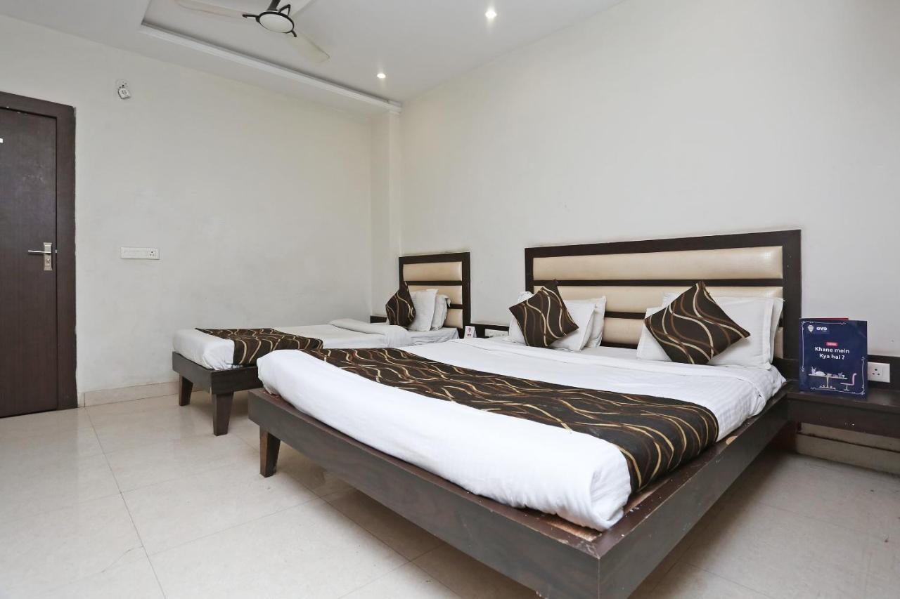 Oyo 6359 Hotel Mezbaan Regency Rāipur 外观 照片