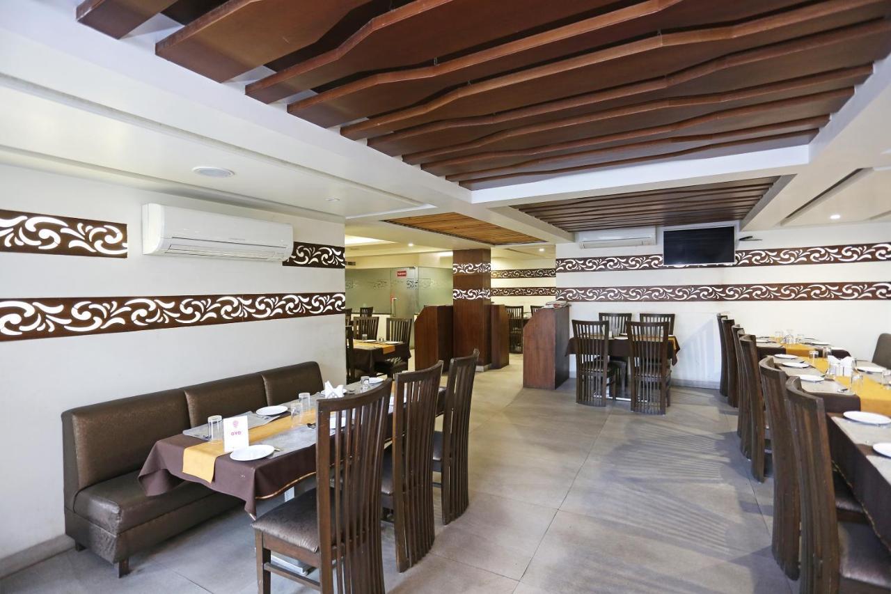 Oyo 6359 Hotel Mezbaan Regency Rāipur 外观 照片