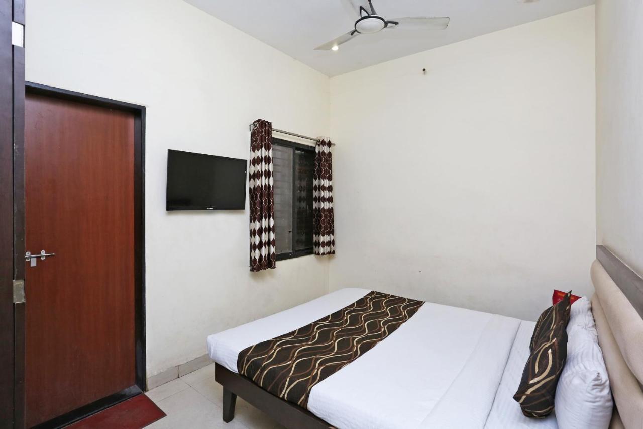 Oyo 6359 Hotel Mezbaan Regency Rāipur 外观 照片